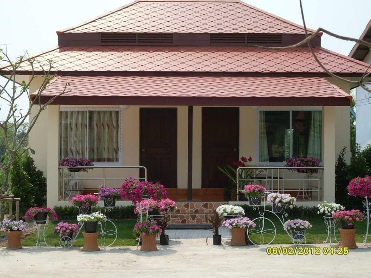 Pennaung Resort Bueng Kan Extérieur photo